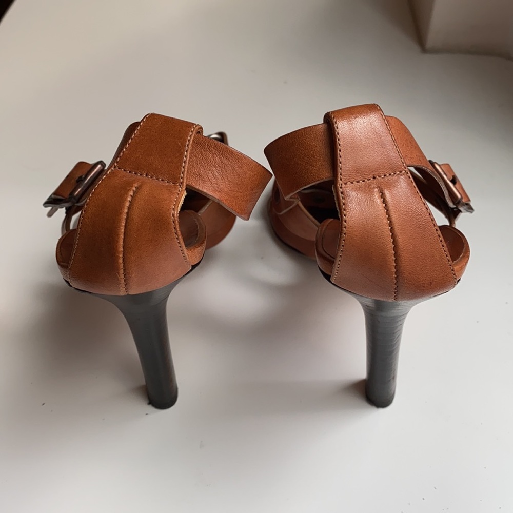 Jimmy Choos 🍎 - Picture 3 of 7